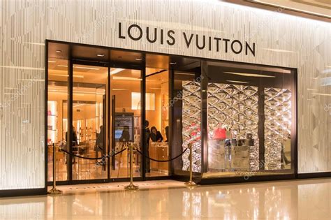 is louis vuitton cheaper in thailand than us